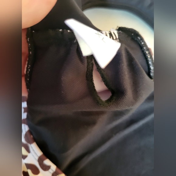 One piece SEXY swimsuit cutouts leopard print size XL New without tags - Picture 8 of 8